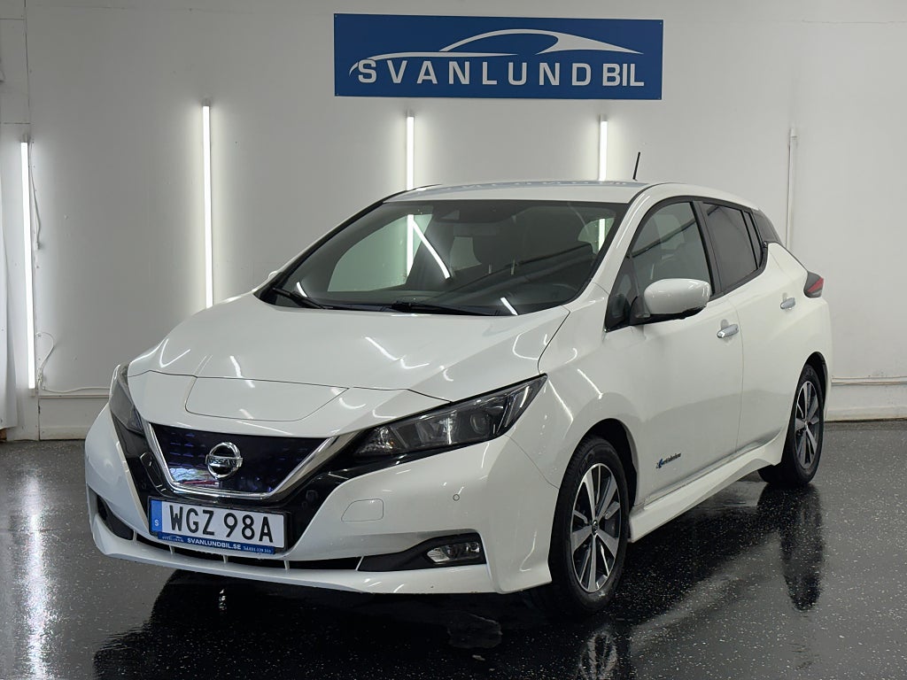 Nissan Leaf / 360 kamera / Adaptiv farthållare / Rattvärme 