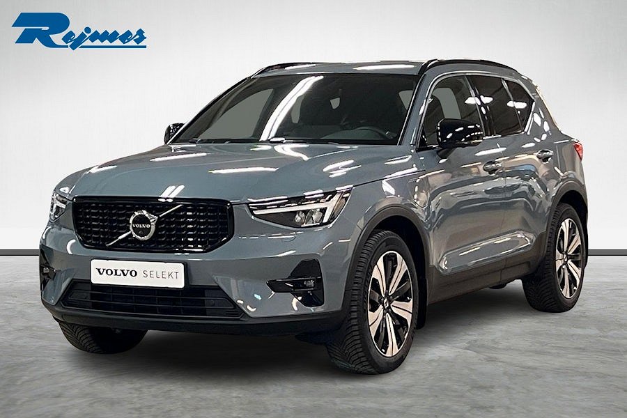 Volvo XC40 Recharge T4 Plus Dark