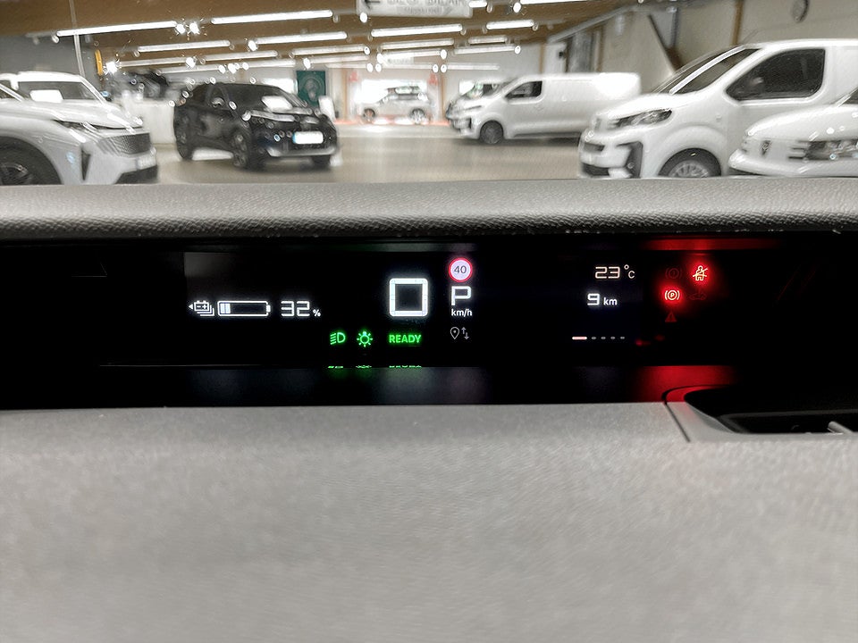 Bild på Citroën E-C3 Aircross MAX - OMGÅENDE LEVERANS!