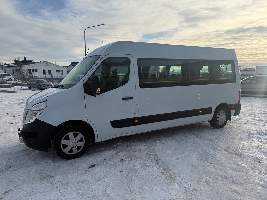 Nissan NV400 bild 2