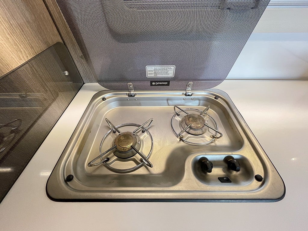 Kabe TMC 740 LGB /ALDE/B-körkort/Solcell/Långbäddar/Garage/Backkamera - Kabe