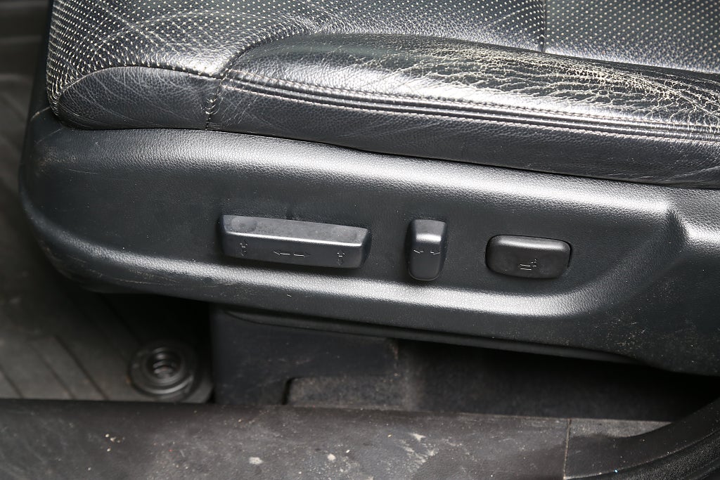 Honda CR-V 2,0 i-VTEC Executive 4WD Aut Pano Skinn Motorv Drag