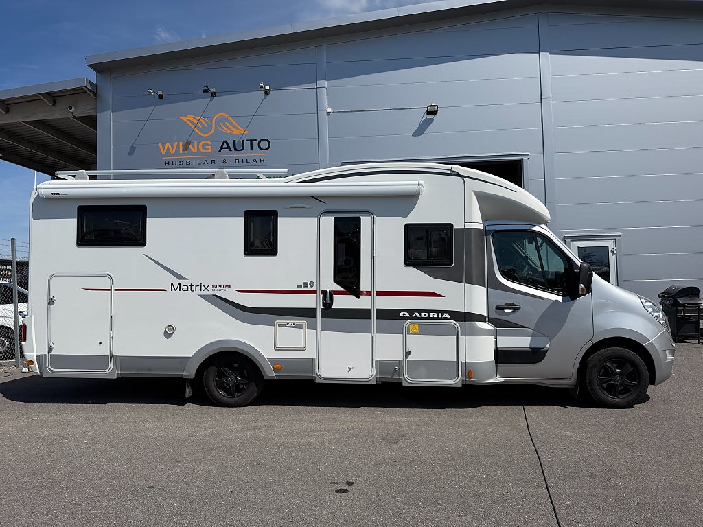 Adria Matrix Supreme 687 SL (150HK Automat) Långbädd & taksäng! ALDE! 
