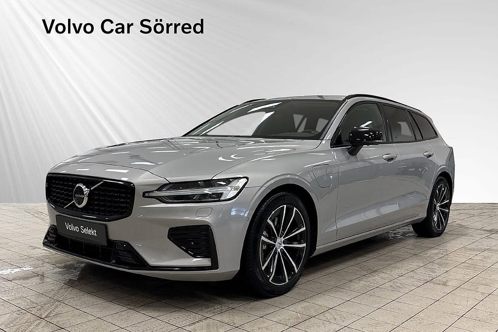 Volvo V60 T6 Plus Dark I Läder I Drag I Blis