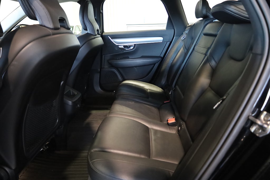 Volvo V90 D4 Geartronic Advanced Momentum VOC Läder Rattvärme 2020