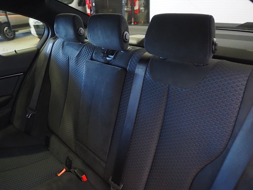 BMW 330e Sedan Steptronic M Sport 252hk Plug-In | Navi | P- Sen