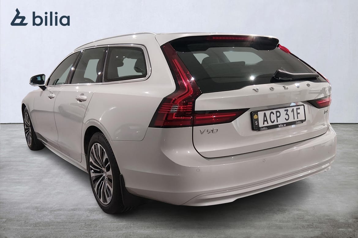 Volvo V90 D4 Momentum Advanced Edition 2021, kuva 2/52