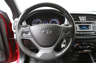 Halvkombi Hyundai i20 14 av 21