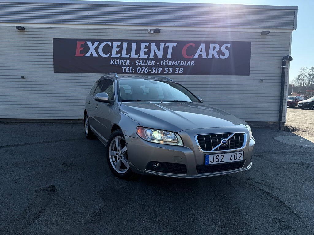 Volvo V70 D5 Summum 