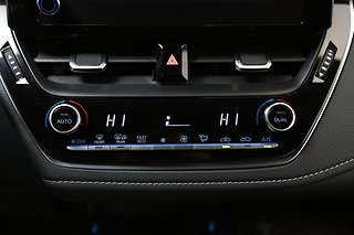 Halvkombi Toyota Corolla 12 av 19