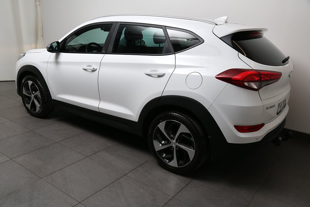 Hyundai Tucson 1,7 CRDi 141hk Move! Aut Navi Kamera 19” Drag