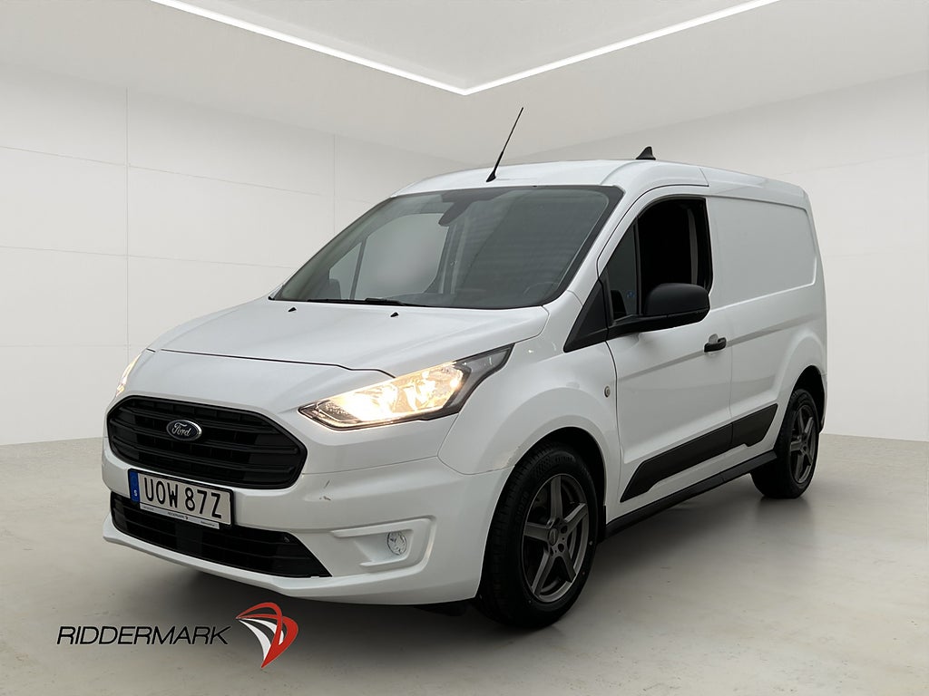 Ford Transit Connect Värm Drag B-Kamera CARPLAY Moms 1-ÄGARE