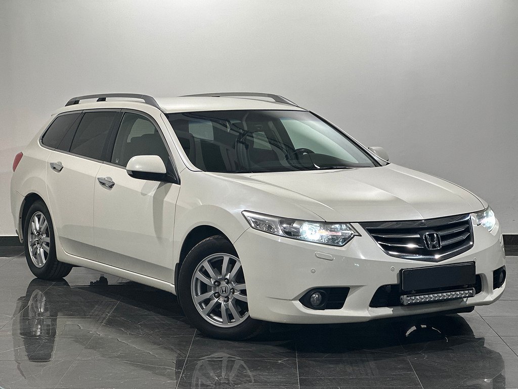 Honda Accord TOURER 2.2 i-DTEC 150HK ELEGANCE EXECUTIVE M-VÄRM