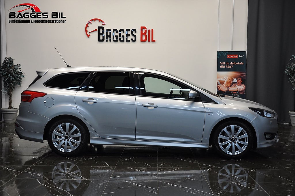 Ford Focus Kombi 1.0 EcoBoost SelectShift ST-LINE VÄRMARE