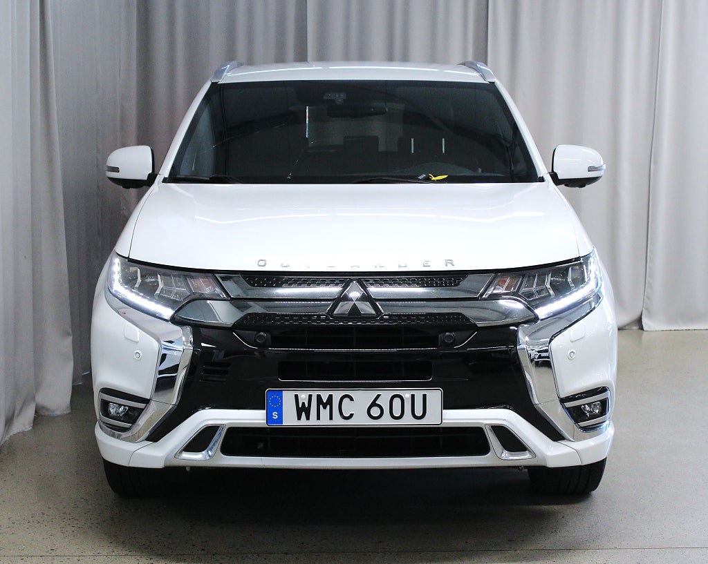 Mitsubishi Outlander PHEV 224hk Business X, 360 kamera, 7253 mil