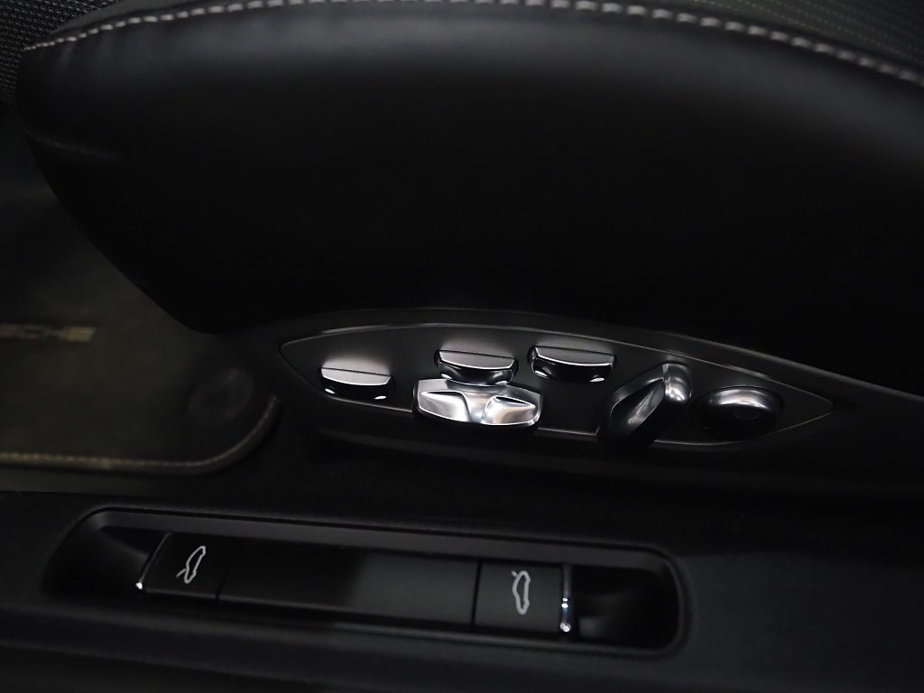 Porsche 718 Cayman T PDK 300hk | Backkamera | Bose | GT4 Optik | 2023