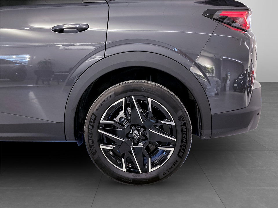 Bild på Peugeot 5008 GT Hybrid 1.2 PT 145hk Aut 7-SITS B-KAMERA NAV