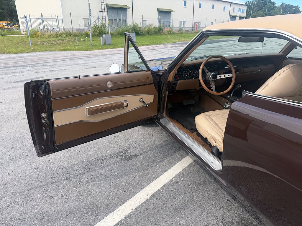 Dodge Charger 500 V8