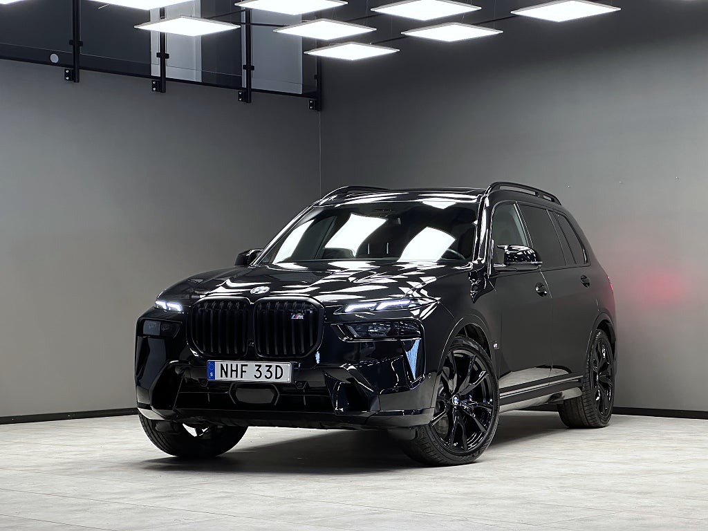 BMW X7 M60i xDrive M-sport Pro Exklusiv/Värmare/B&W/6-sits