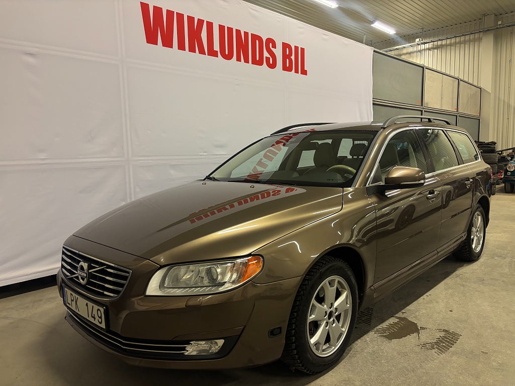 Volvo V70 T4F Powershift Momentum 180hk Bensin Etanol Helskinn