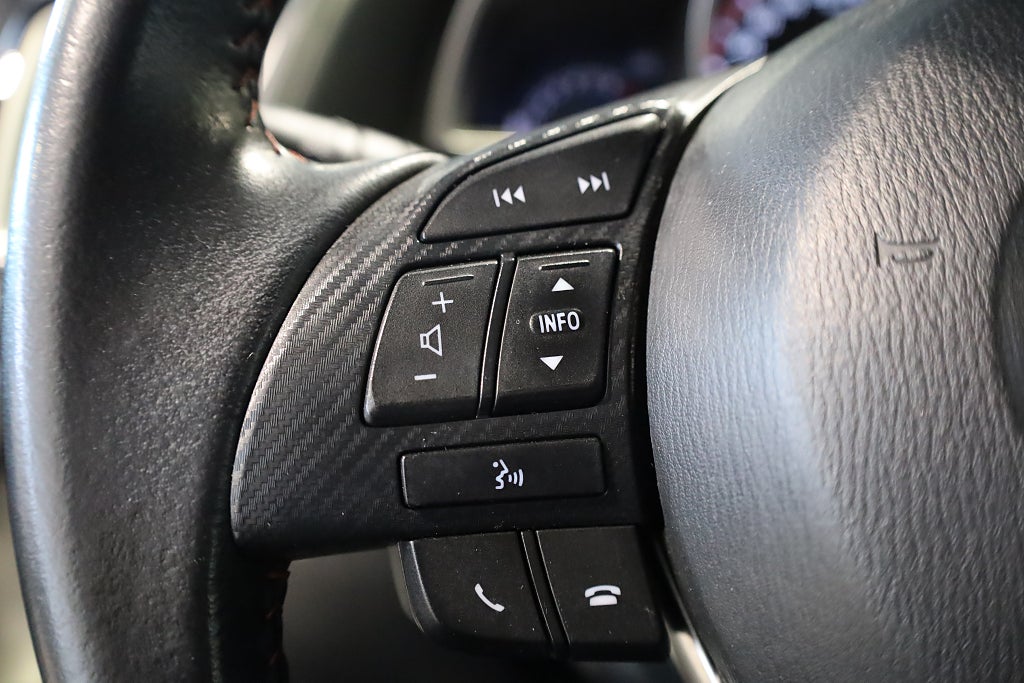 Mazda 3 Sport 2.0 Vision SKYACTIV-G Navi Blåtand PDC 2016