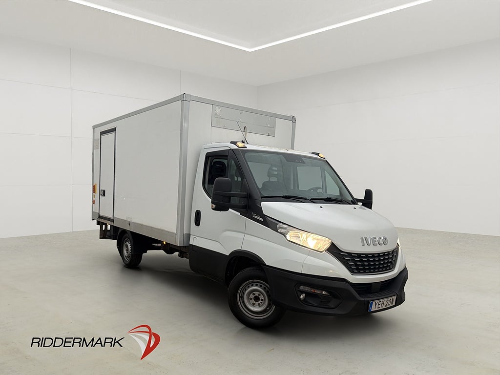 Iveco Daily 2.3JTD BAKGAVELLYFT Sidodörr 3-Sits Värm Moms