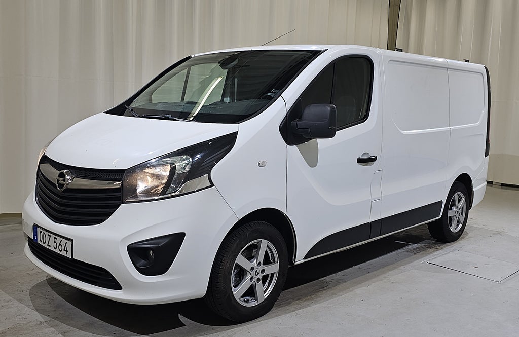 Opel Vivaro DRAG. NAVI. FARTHÅLLARE Skåpbil 2.9t 1.6 CDTI Euro 5