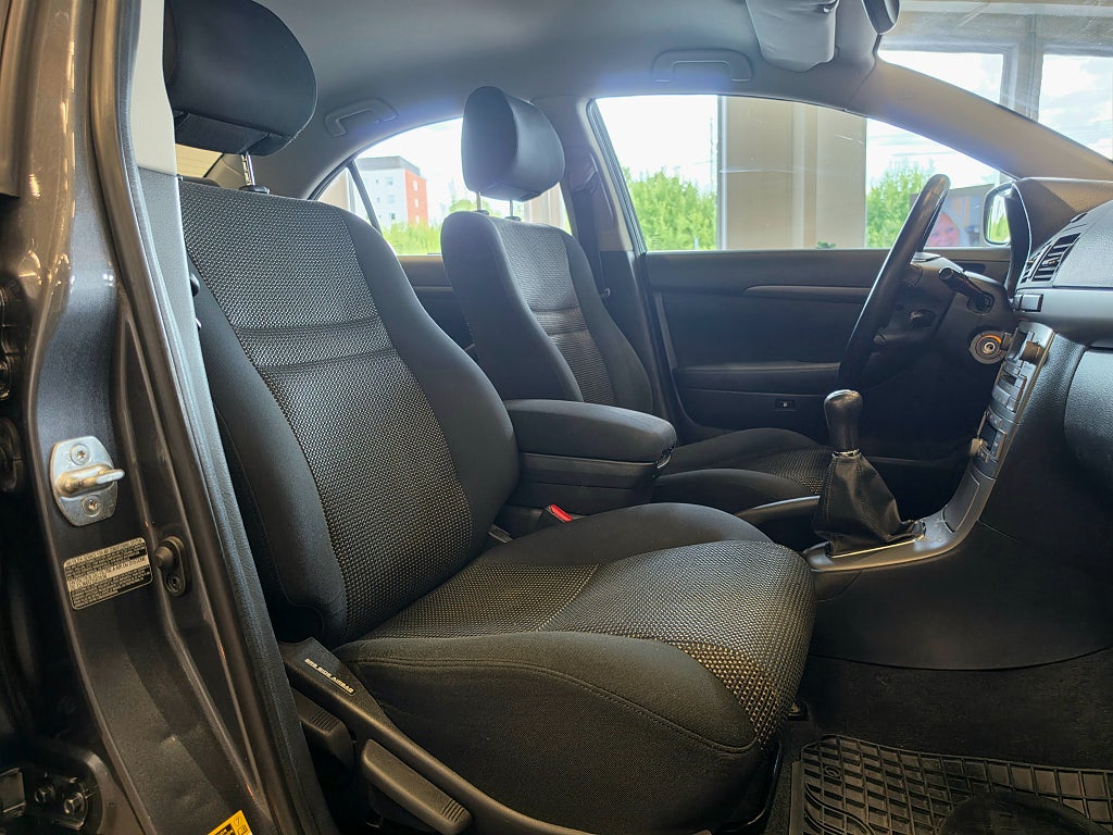 Toyota Avensis Sedan 2.0 D-4 VVT-i / 3,45% ränta / Ingen insats