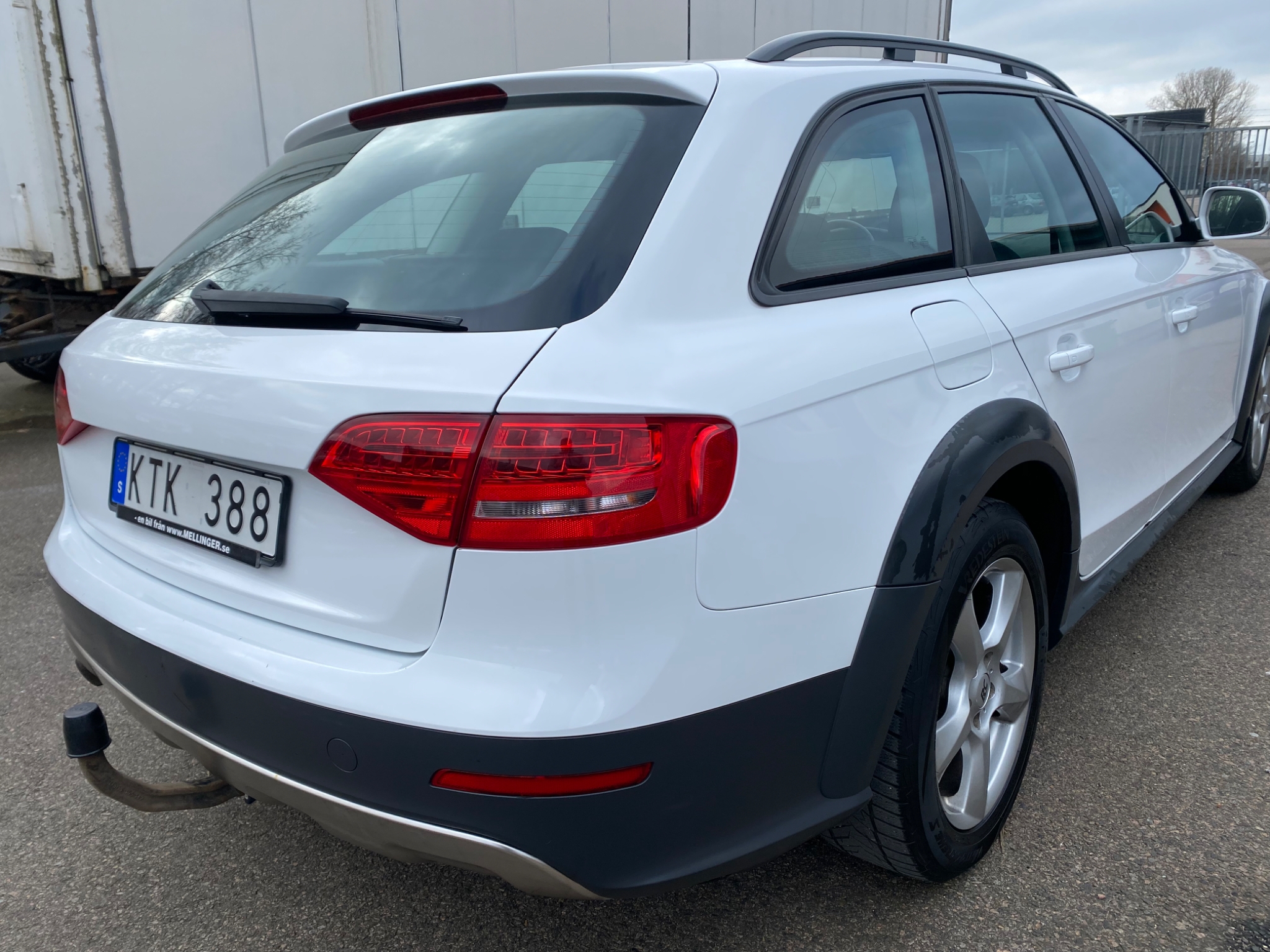 Audi A4 2011, bild 4/41