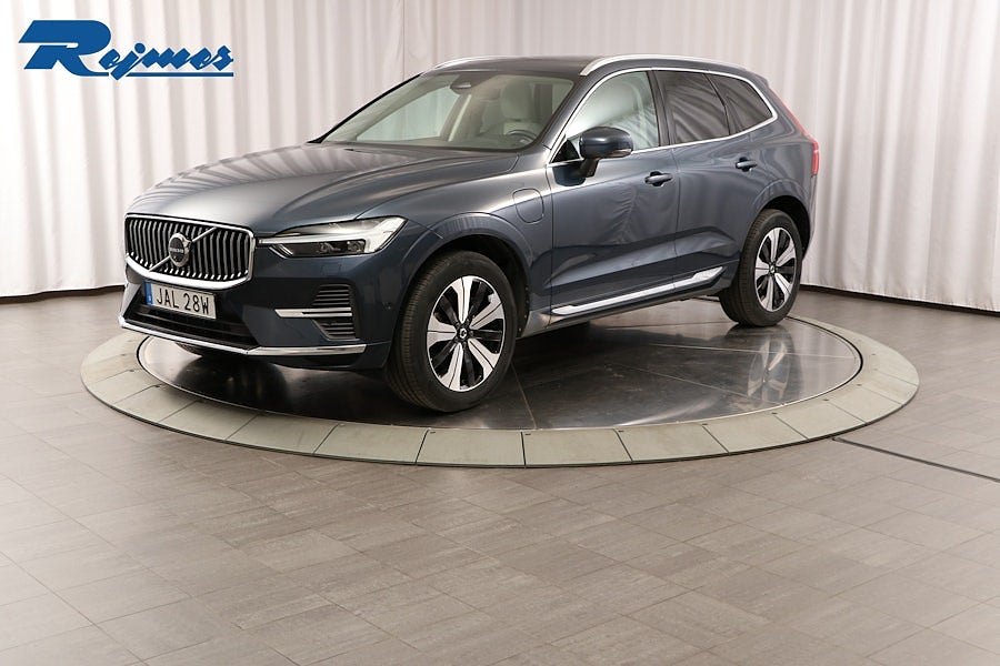 Volvo XC60 Recharge T6 Core Bright