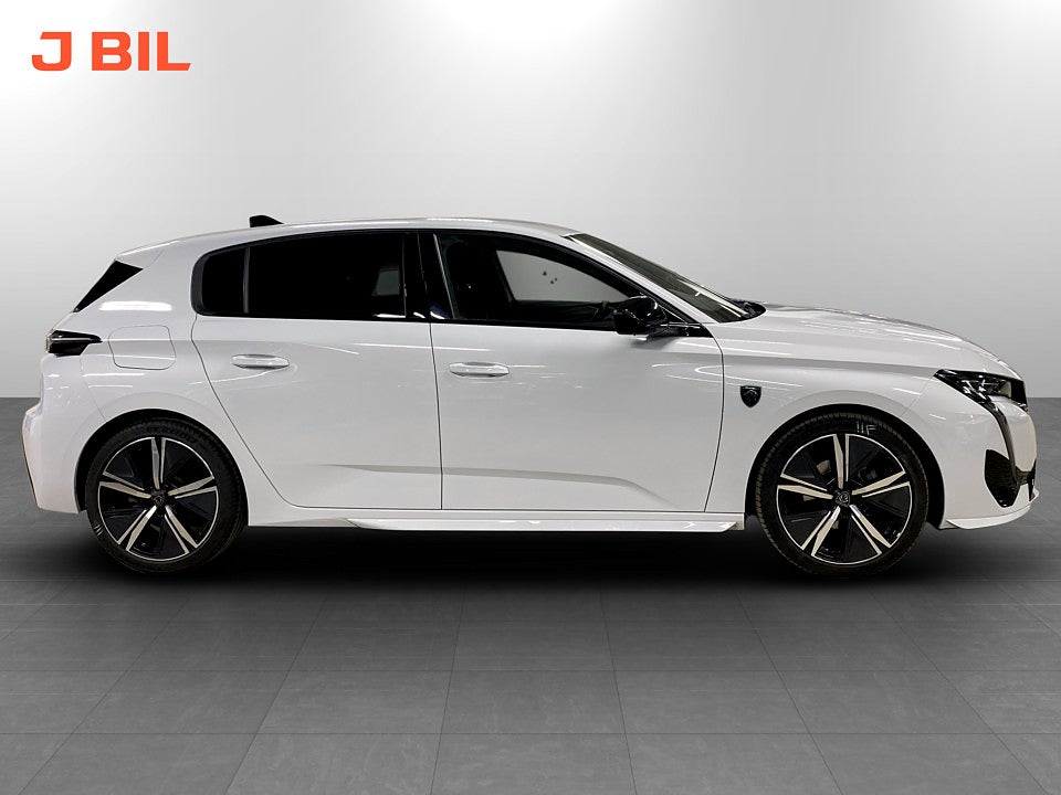 Bild på Peugeot 308 5D GT 1.2 PT 130hk Aut - 360,ELSTOL,CARPLAY