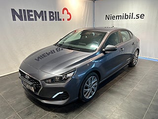 Hyundai i30 Fastback 1.4 T-GDi Trend Värmare/SoV/Kamera/Carplay – bild 4
