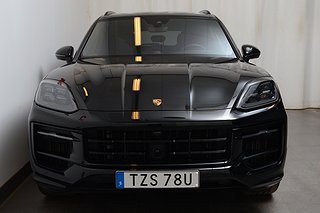 SUV Porsche Cayenne 4 av 32