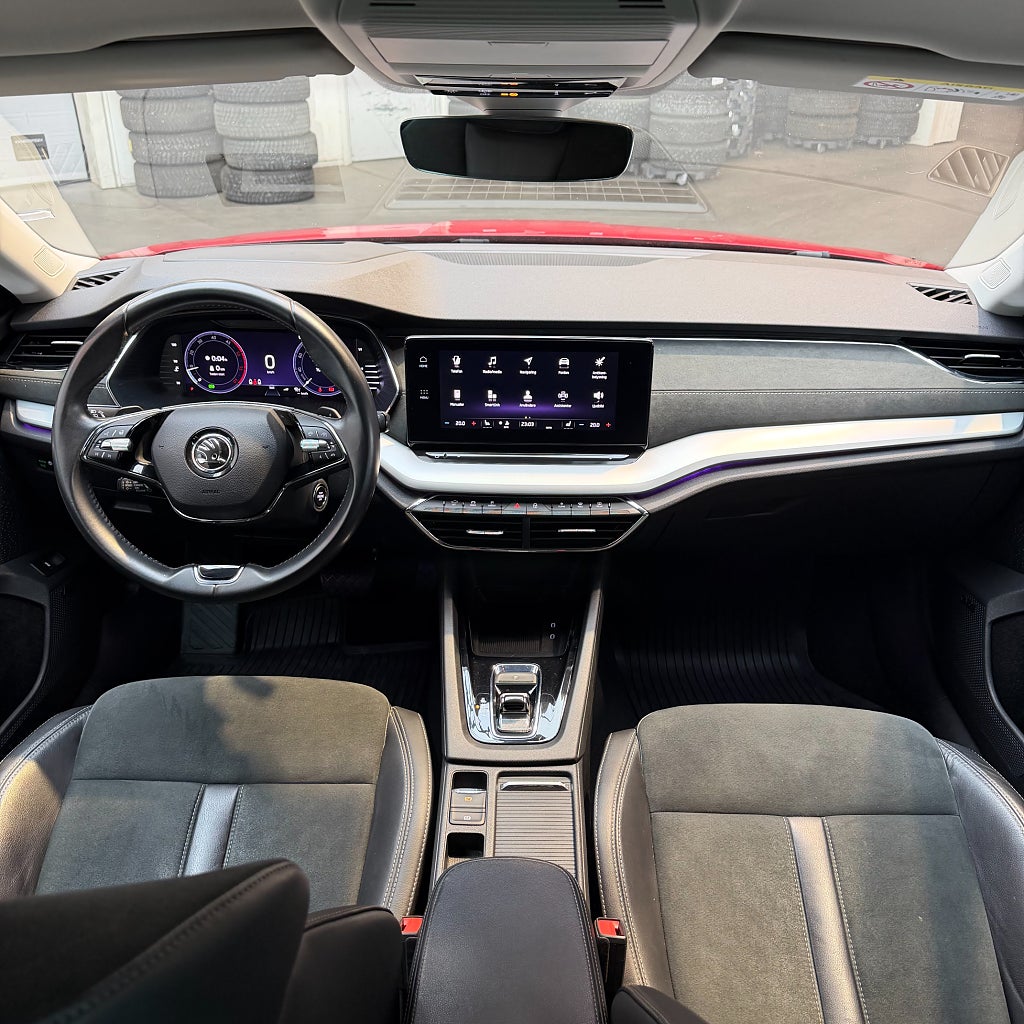 Skoda Octavia Kombi 2.0 TDI Style Canton HUD Carplay Backkamera Drag