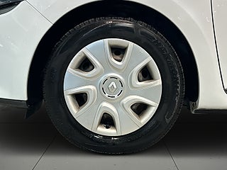 Renault Clio 1.2 73hk Kamrem bytt Farthållare S/V-hjul – bild 14