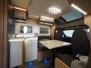 Husbil-halvintegrerad Ci Elliot 87 XT GO 6 av 22