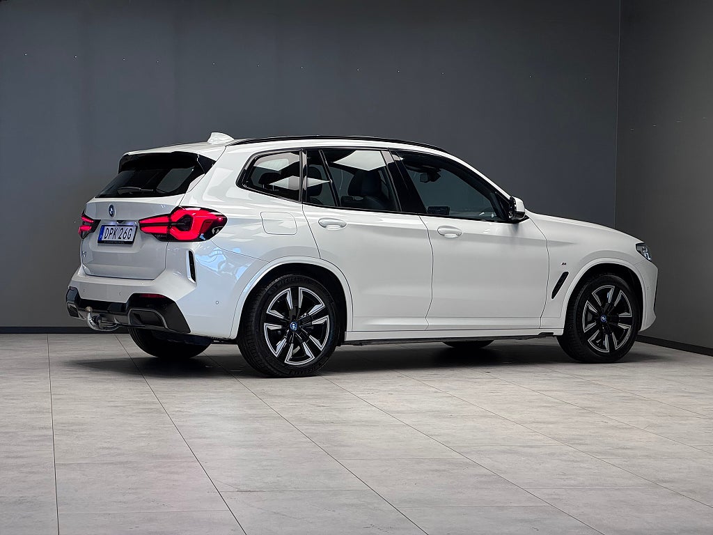 BMW iX3 2022 - miniatyr 3