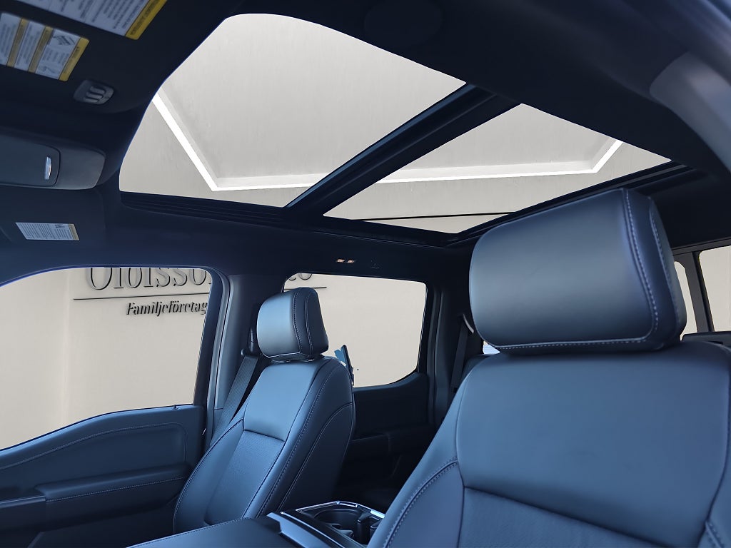 Ford F-150 NYA SuperCrew Lariat BLACK APPERANCE V8 MY2025 - bild 8