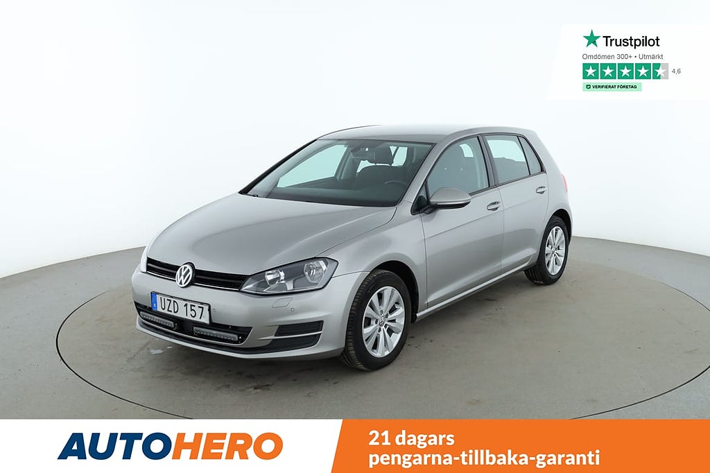 Volkswagen Golf 1.2 TSI / CarPlay, PDC, Adaptiv farthåll...