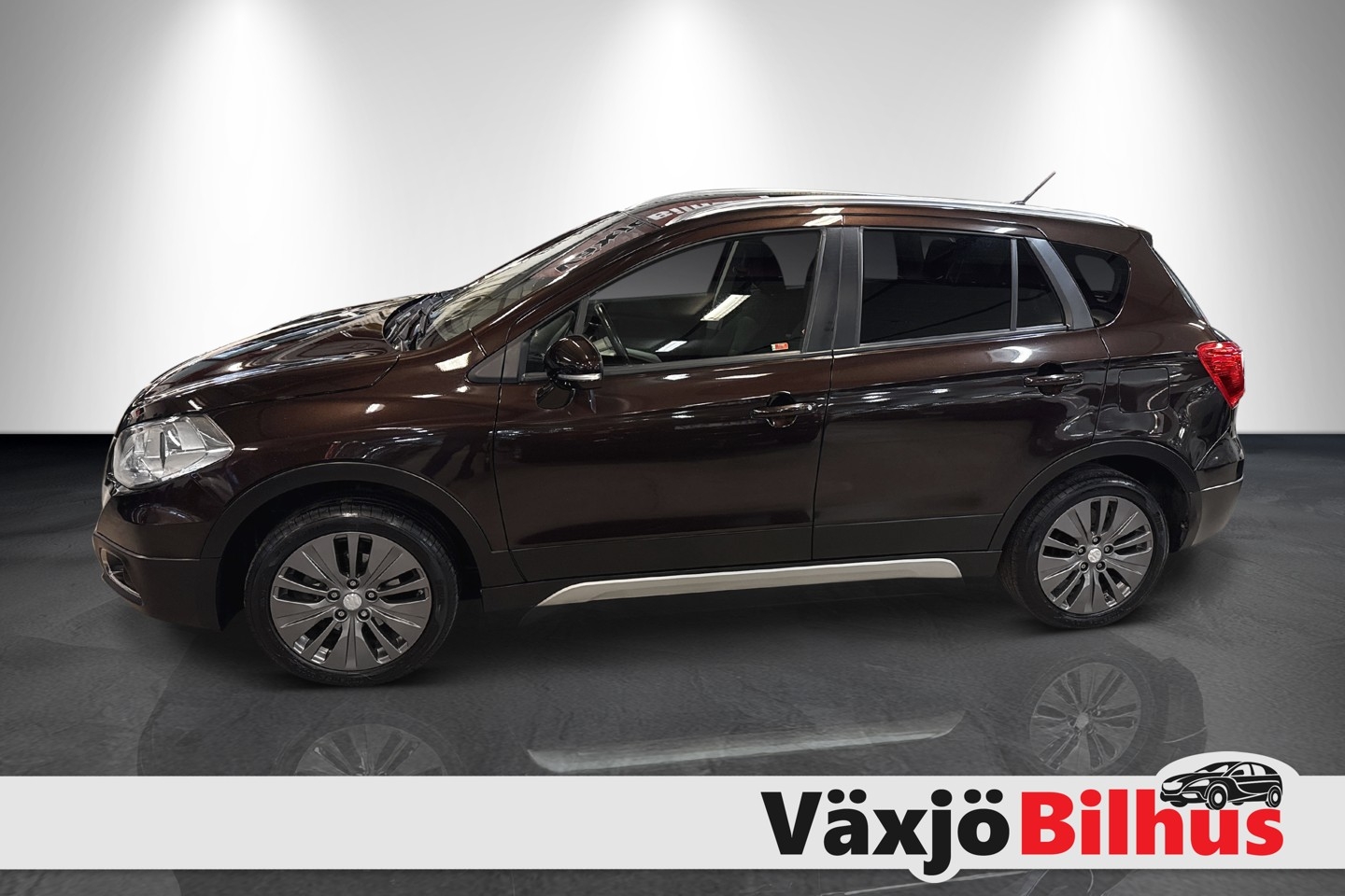Suzuki S-Cross SX4 1.6 120HK, AWD 2014, bild 2/35