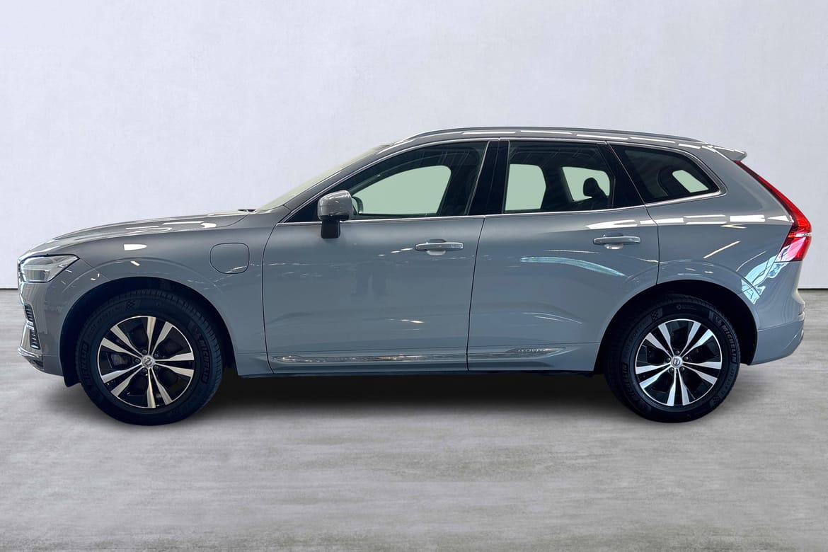 Volvo XC60 Recharge T6 II Core Edition 2024, bild 2/51