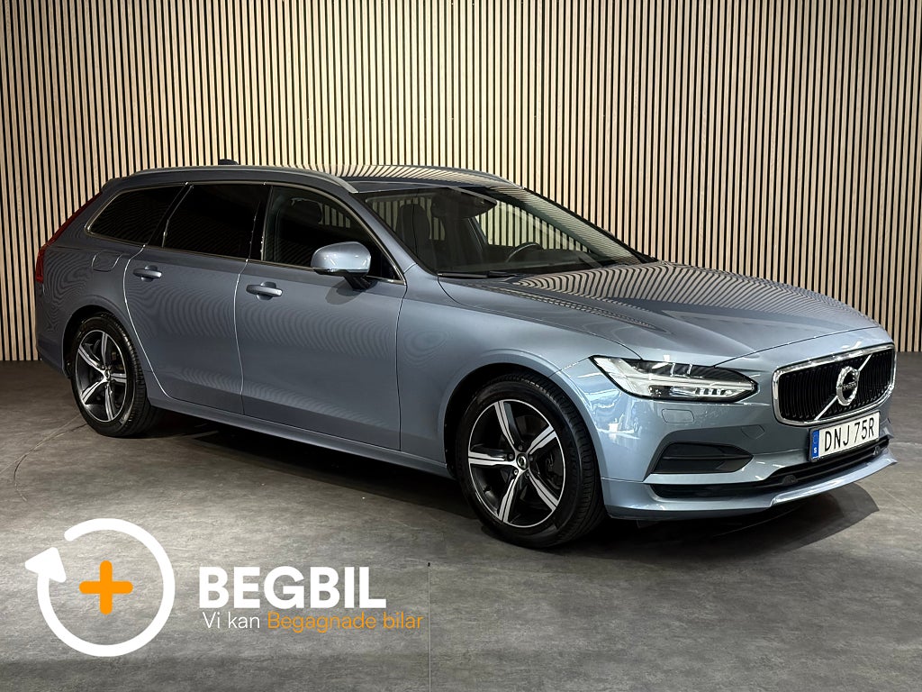 Volvo V90 T4 Aut Momentum / Kamera / Navi / 