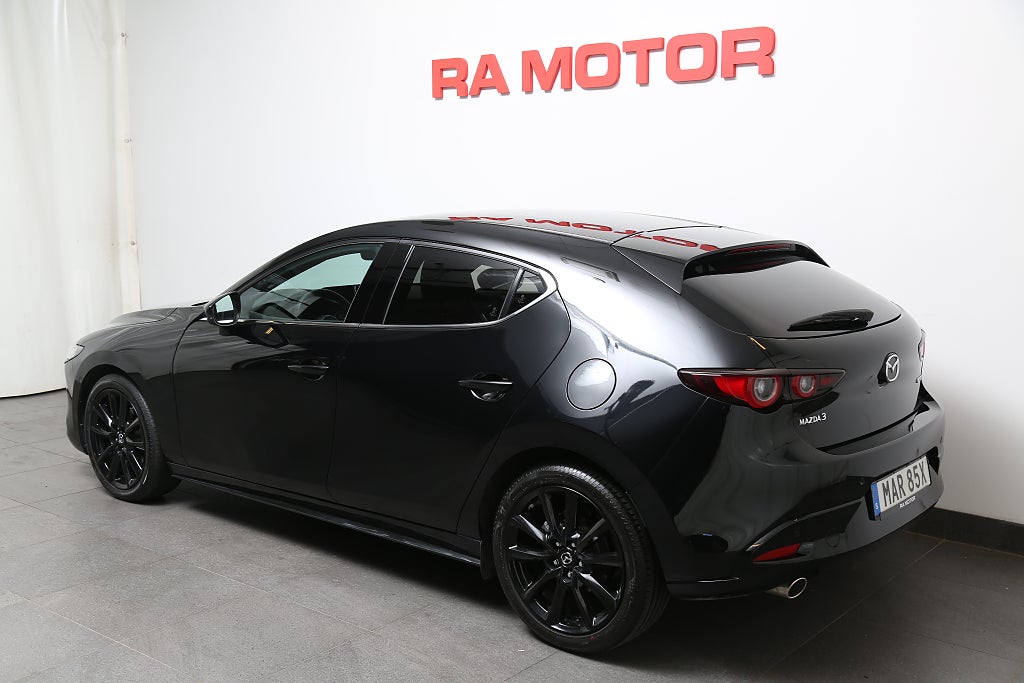 Mazda 3 Hatchback 2,0 SKYACTIV-G M Hybrid NAGISA BOSE Head-up 2024