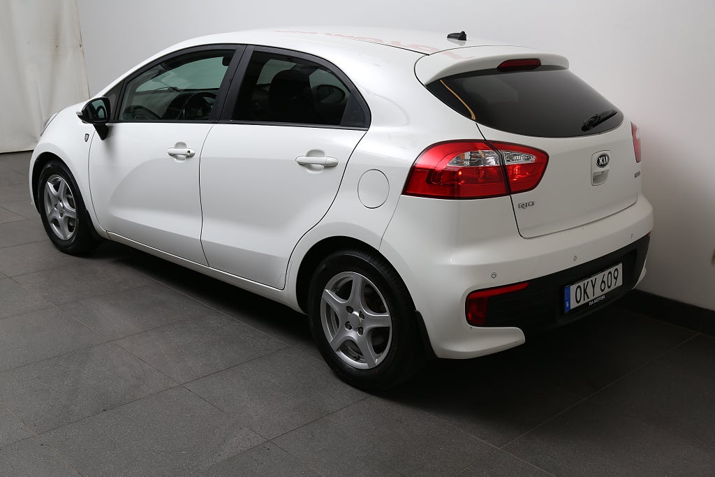 Kia Rio 1,2 84hk Special Edition 5dr Navi + Backkamera 2016