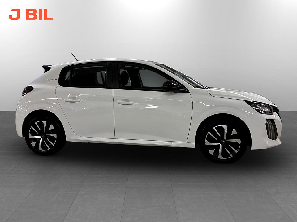 Bild på Peugeot 208 Style Hybrid 100hk Aut CARPLAY BACKSENSORER