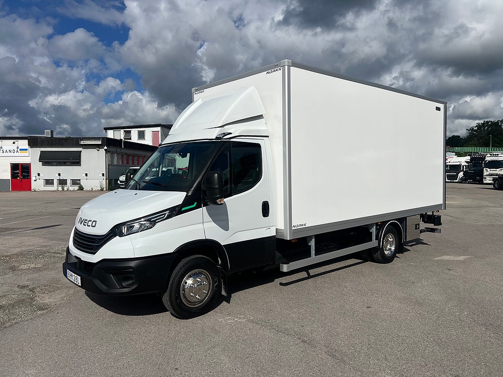 Iveco Daily 72C14G A8 CNG Skåpbil med Z-Lift