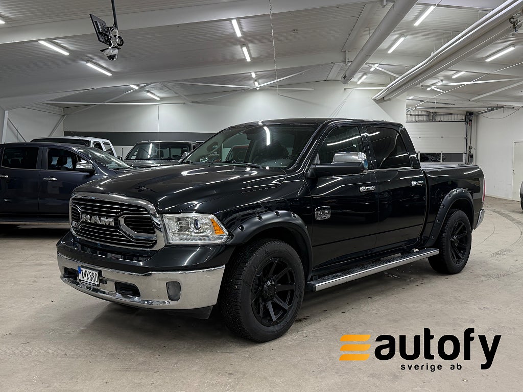 Dodge RAM 1500 Crew Cab 5.7 V8 HEMI 4x4 LONGHORN MOMS SE UTR!