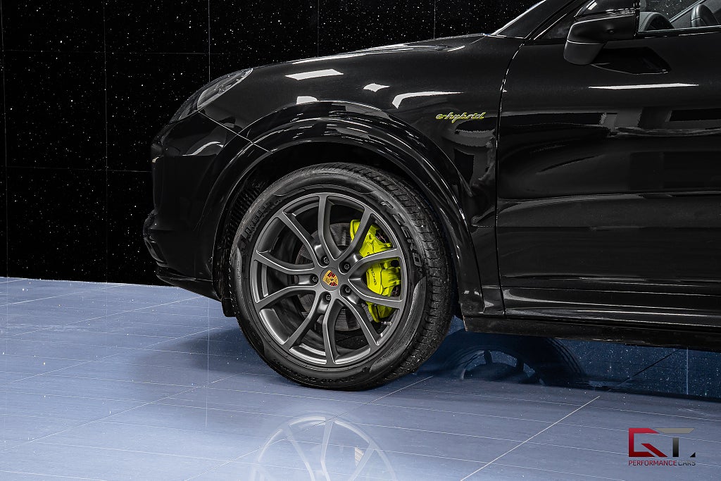 Porsche Cayenne E-Hyb Coupé Platinum Edt MOMS SportDesign 21" Pano ACC