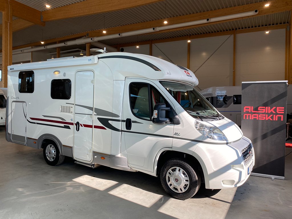 Compact SL - Adria Compact SL / Solcell / Långbädd / 3500kg 