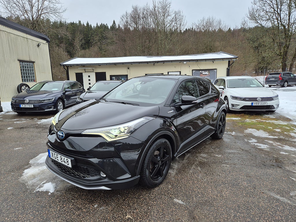 Toyota C-HR Hybrid CVT Executive- 2 år kvar av nybilsgaranti  